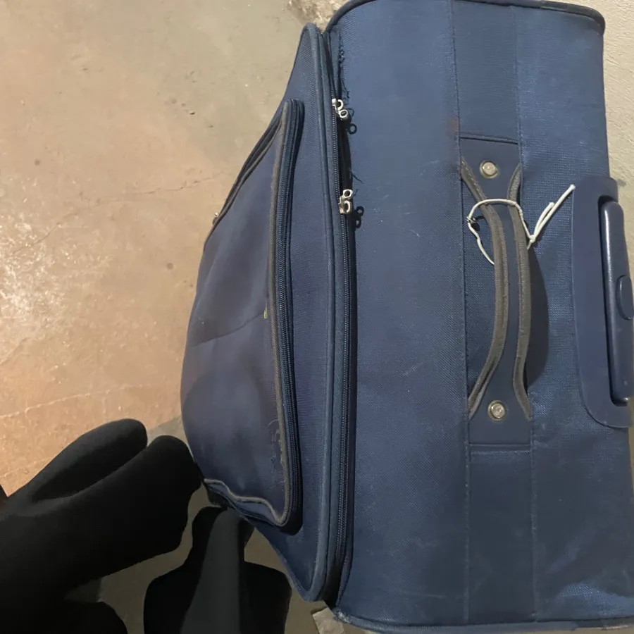 چمدان مسافرتی