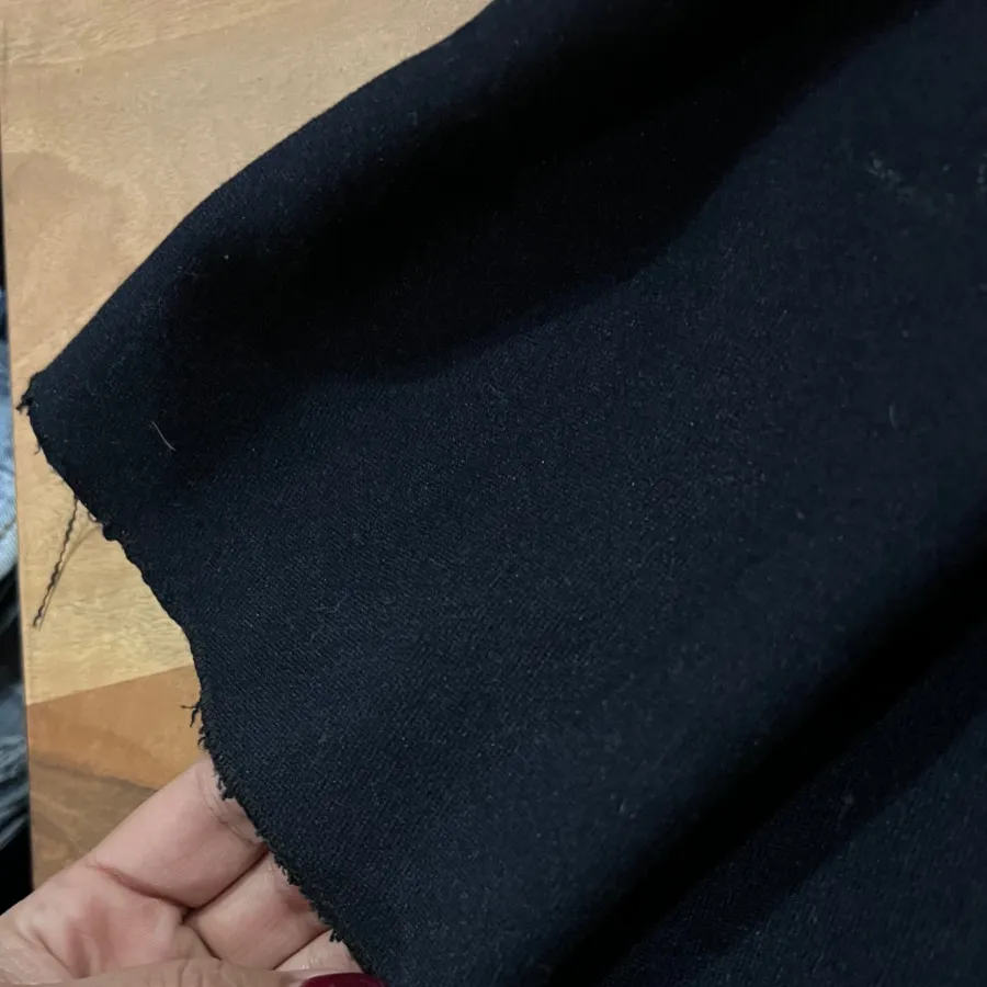 دامن. کوتاه پلیسه