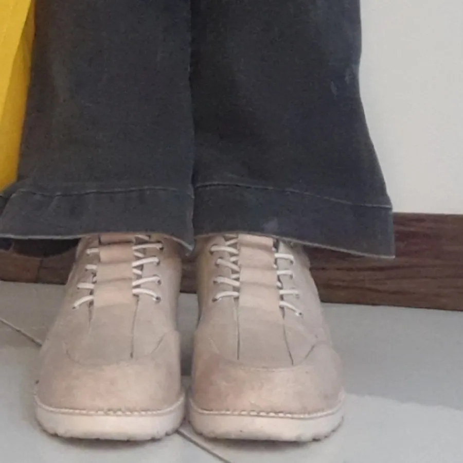 کفش کرمی بندکش 300تومن