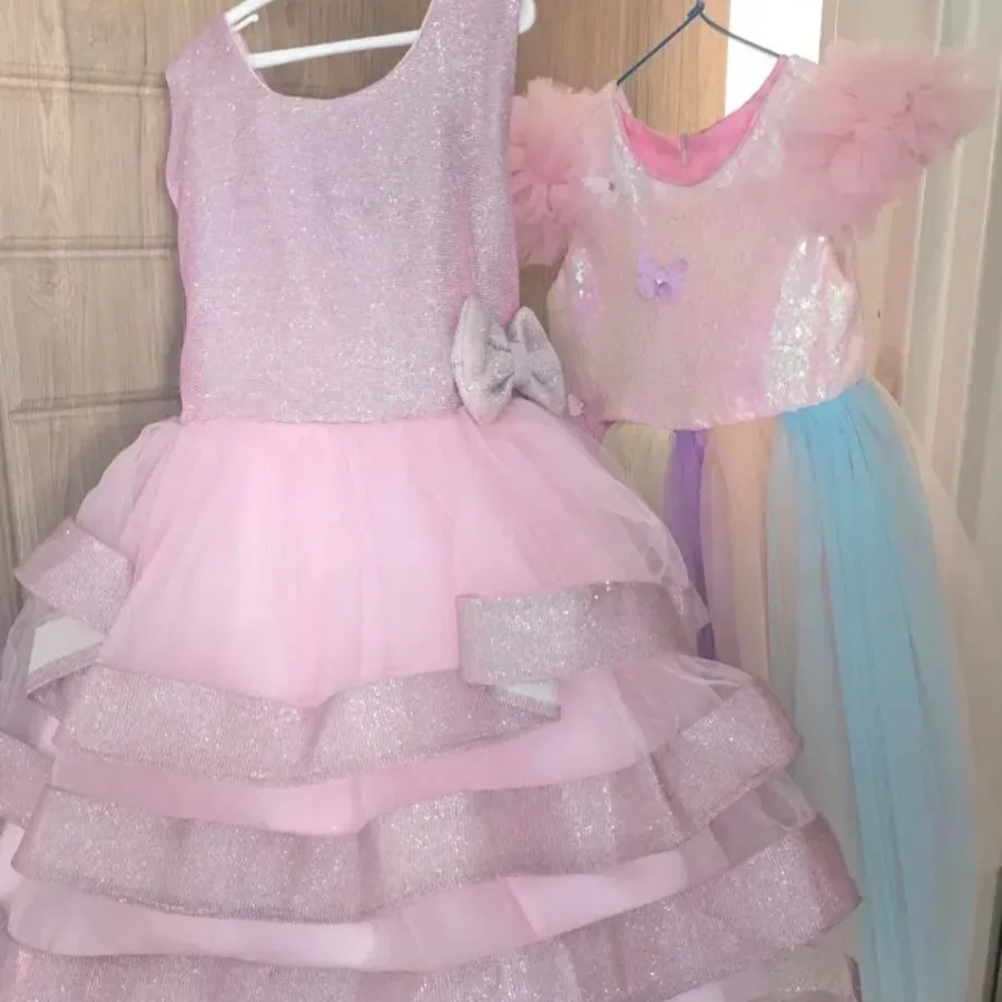 پیراهن دخترانه