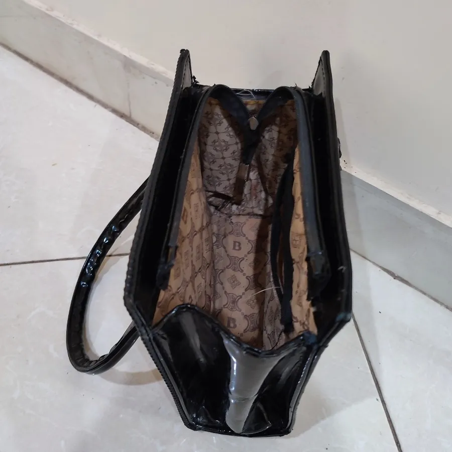 کیف ورنی مجلسی