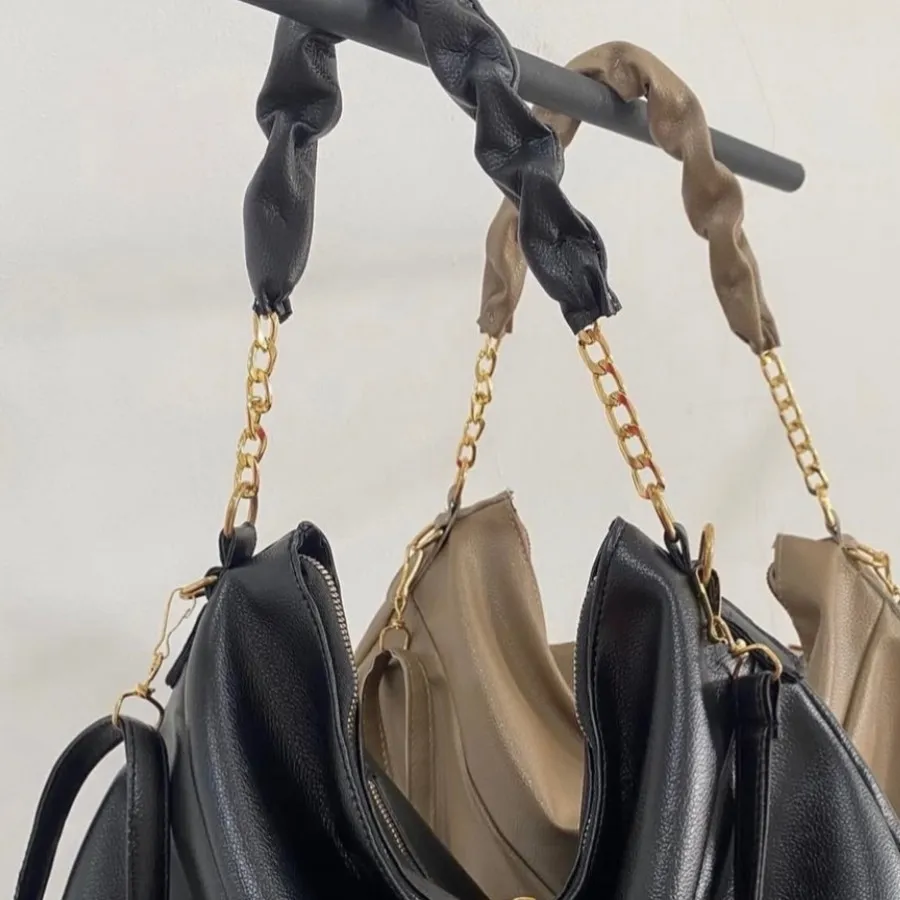 کیف سفید و مشکی