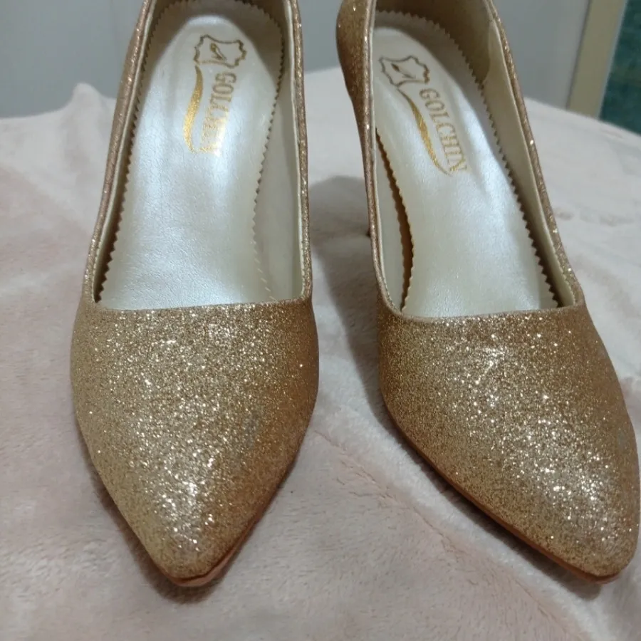 کفش پاشنه بلند