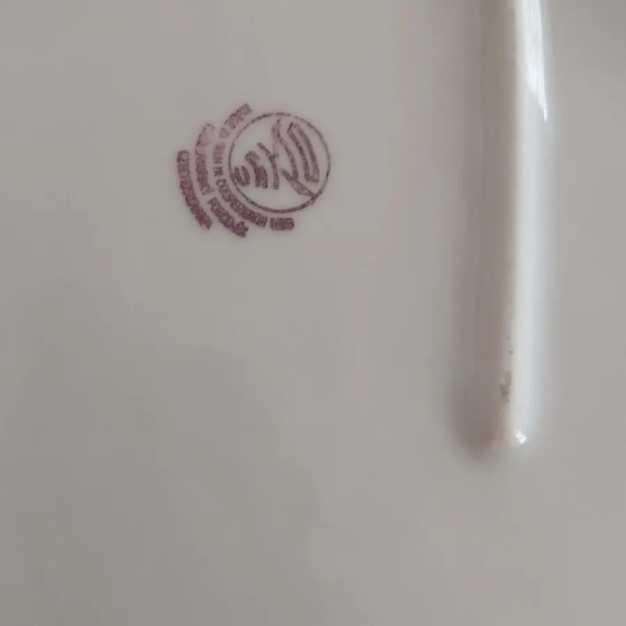 دیس گلسرخی عتیقه