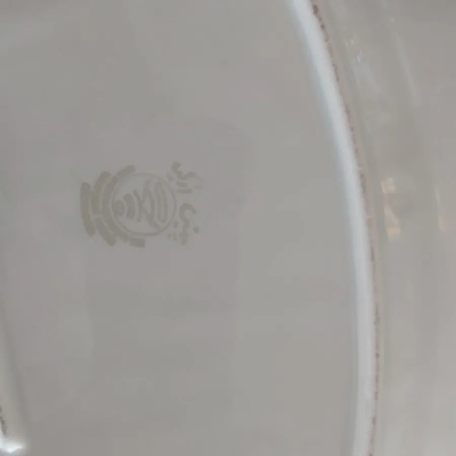 دیس گلسرخی عتیقه