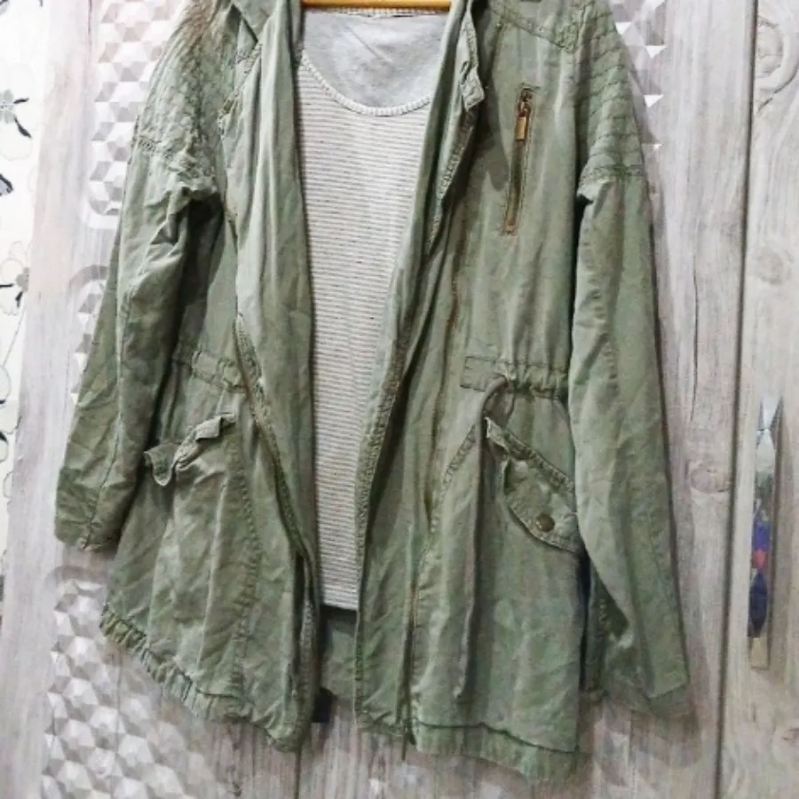 مانتو کلاهدار امریکایی