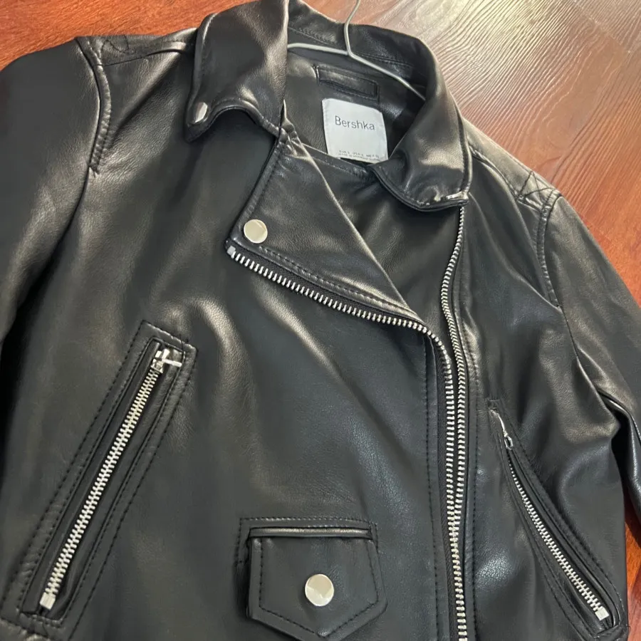 کت چرم برشکا