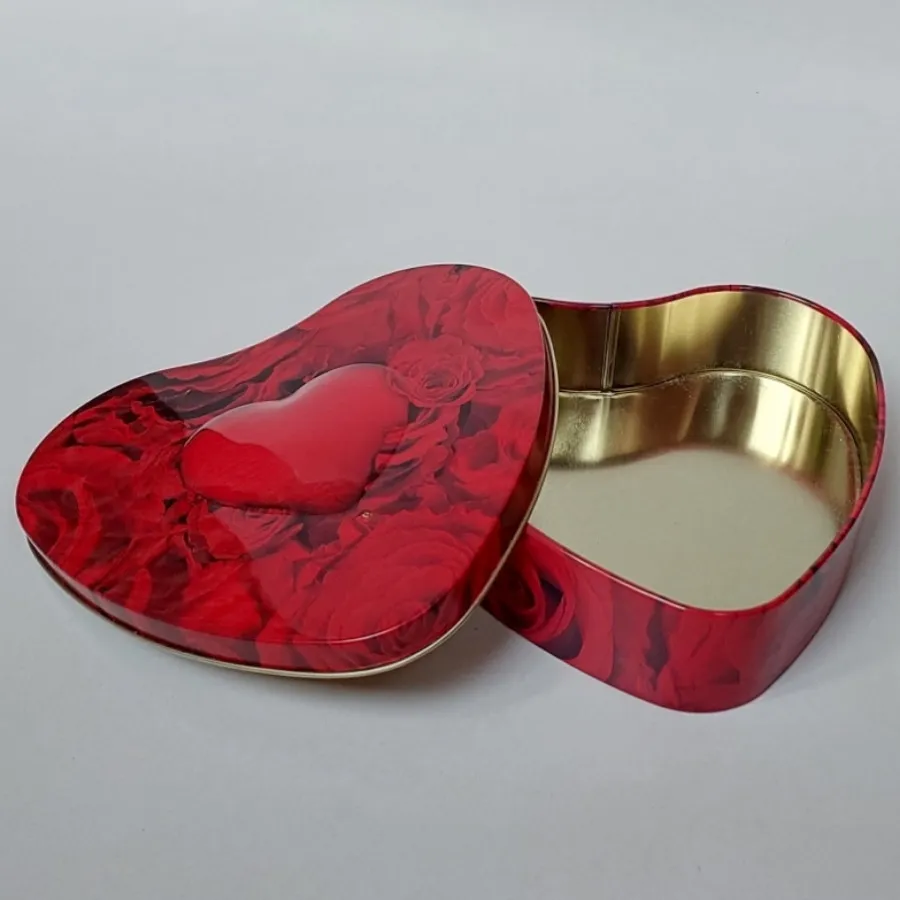 جعبه قلب فلزی