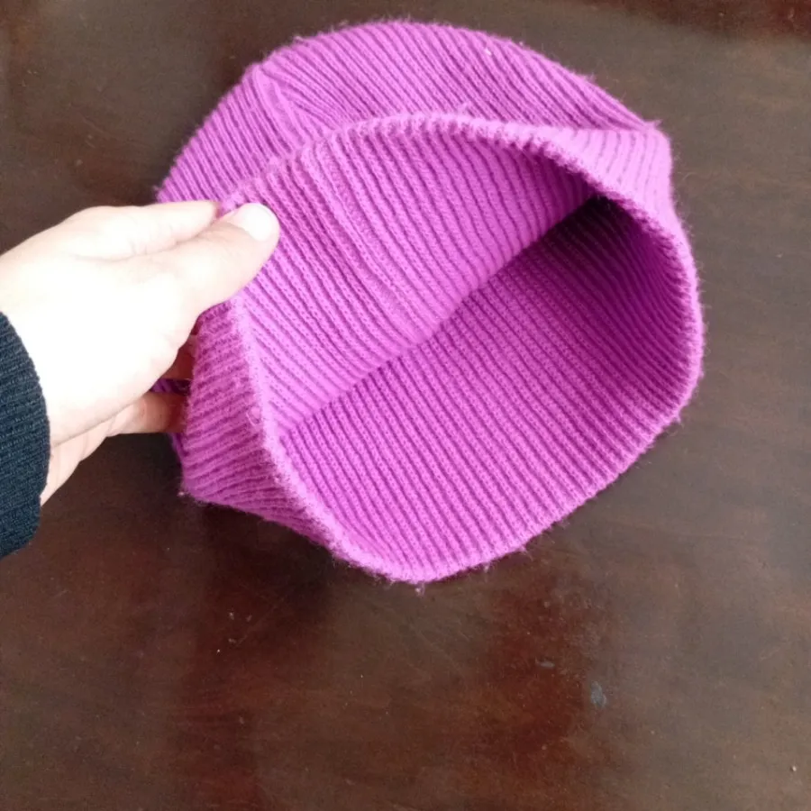 کلاه بافت بچگونه