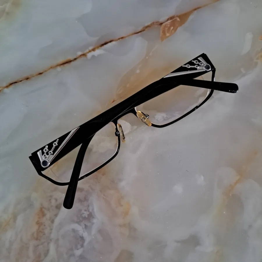 فریم عینک،قاب عینک