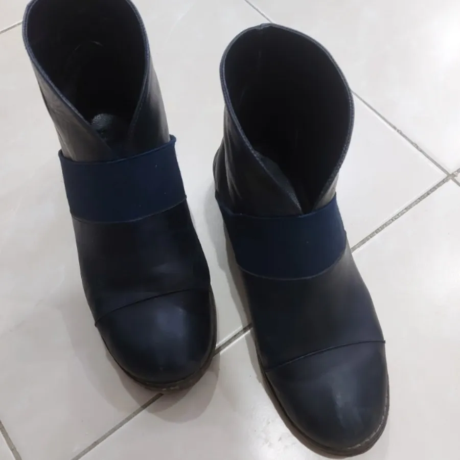 نیم بوت سرمه ای