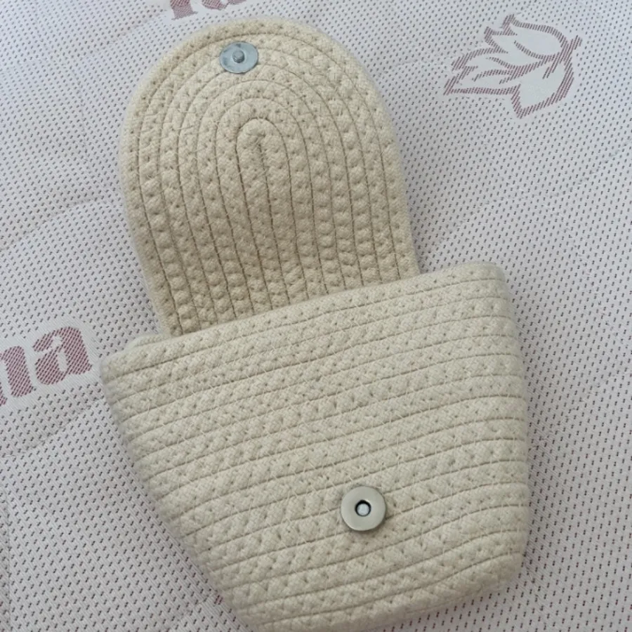 کیف بافته شده