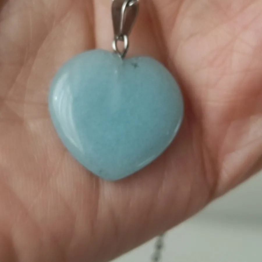 گردنبند زیبای قلب سنگی