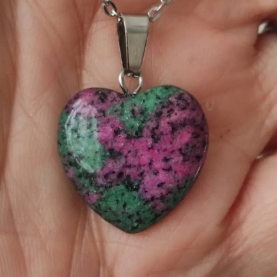 گردنبند زیبای سنگ(قلب)