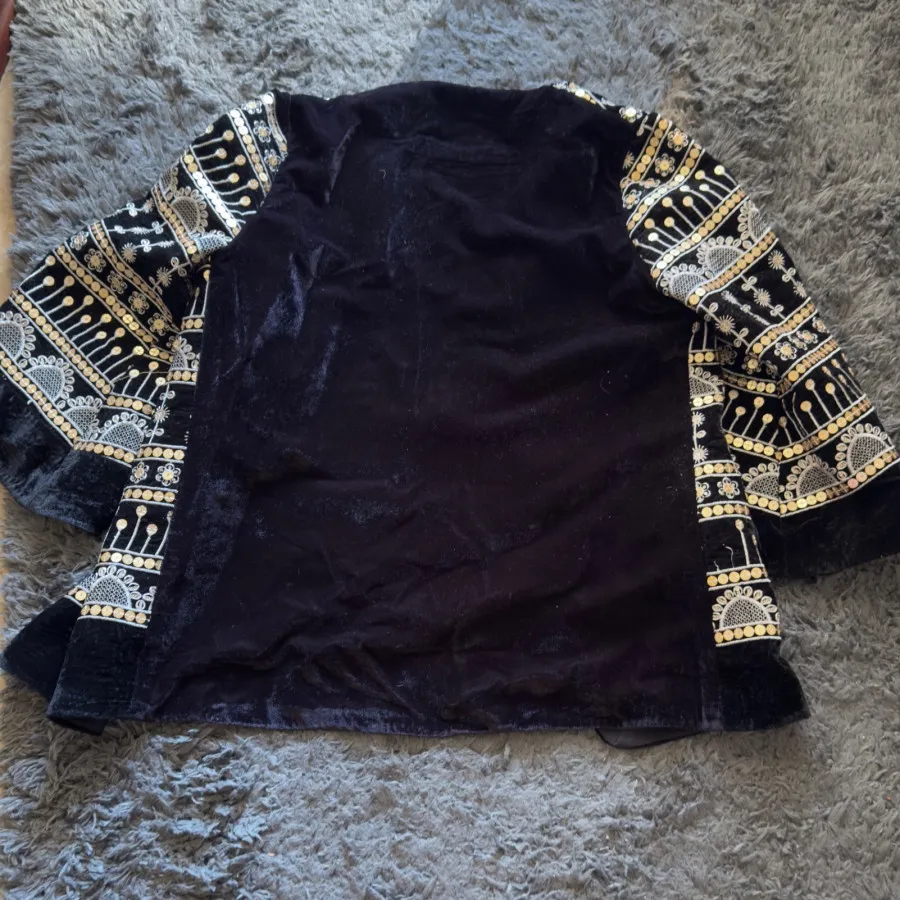 کت زنانه مخمل