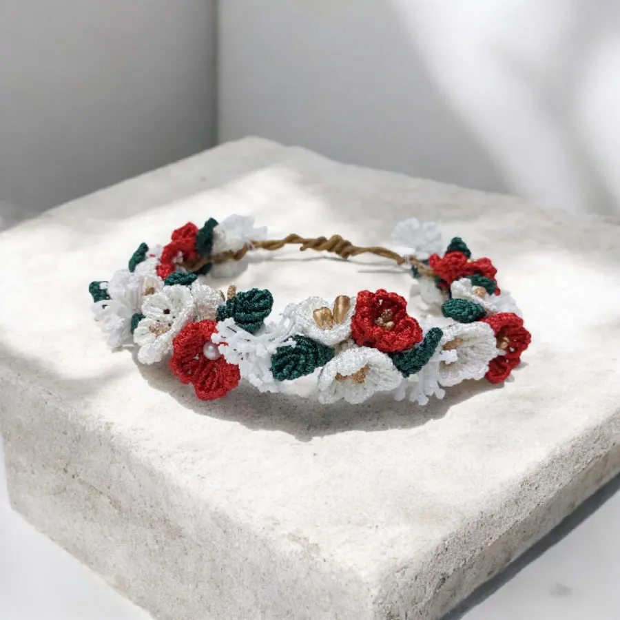 تاج گل مکرومه