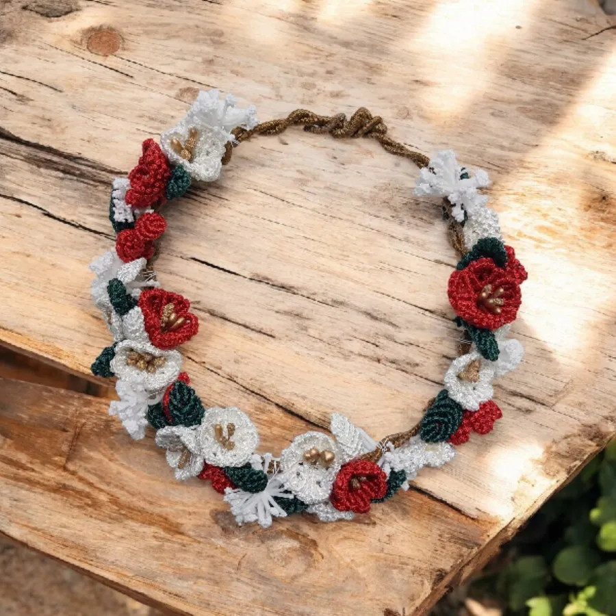 تاج گل مکرومه