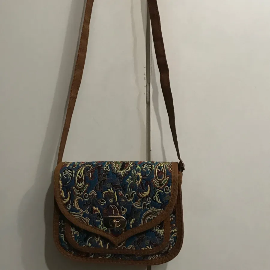 کیف سنتی رو دوشی