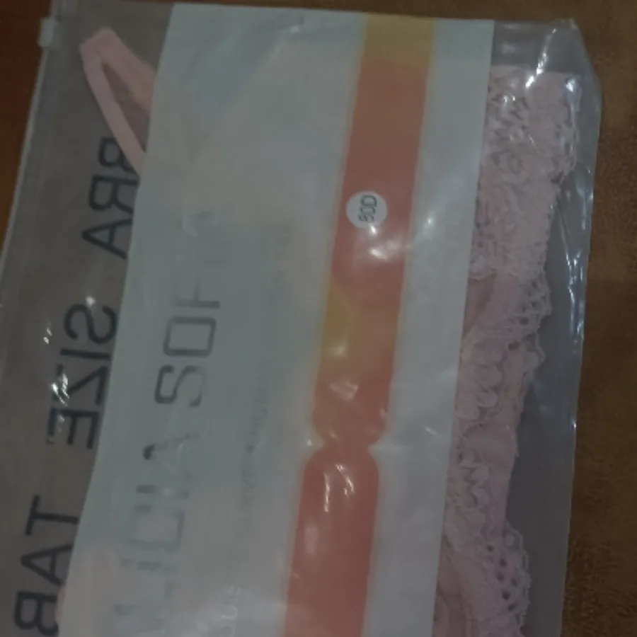 سوتین دانتل خارجی