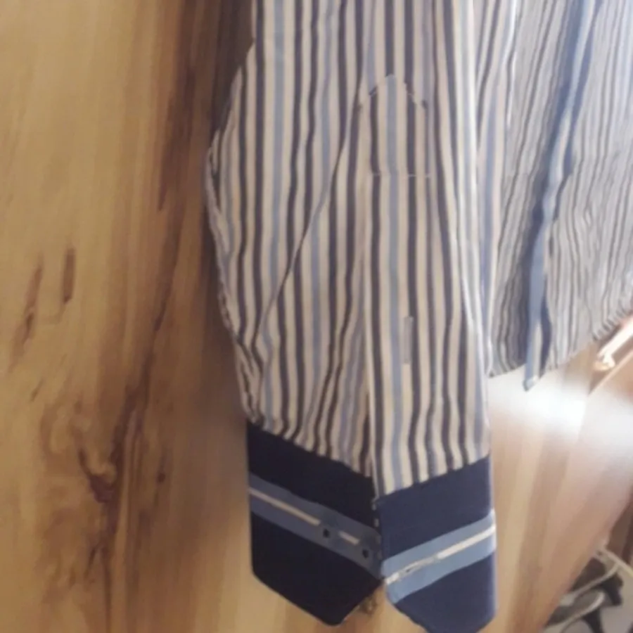 پیراهن مردانه