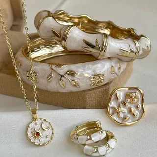 بنگل میناکاری صدفی گلدار