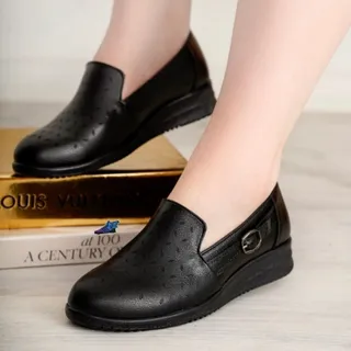 کفش زاحتی زنانه