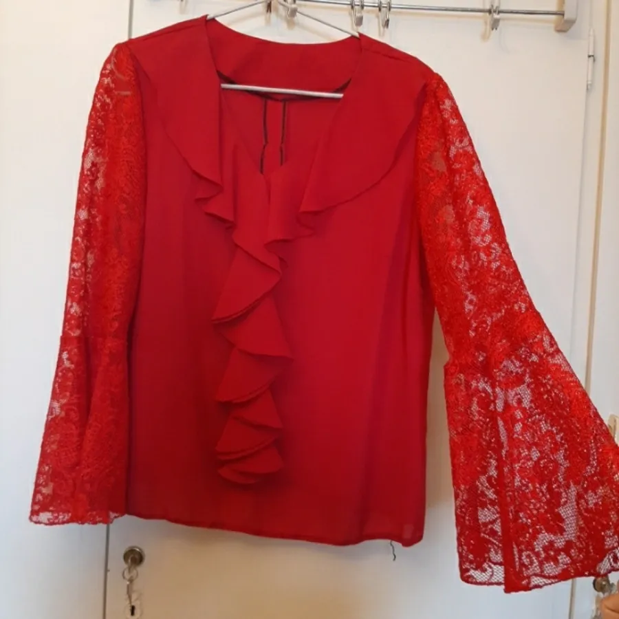 شومیز قرمز نو تا سایز 44