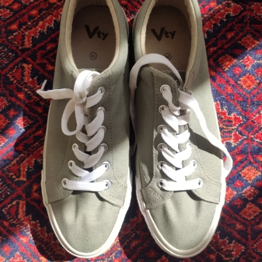 کفش Vty سبز سدری