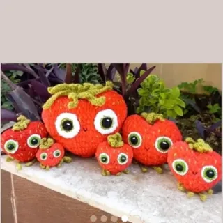 دکوری توت فرنگی