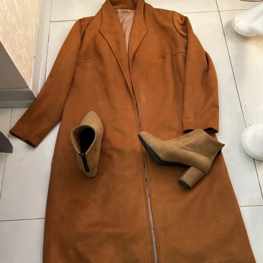 پالتوفوترآسترداررنگ شتری