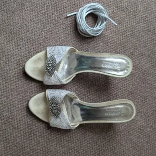 صندل سفید صدفی