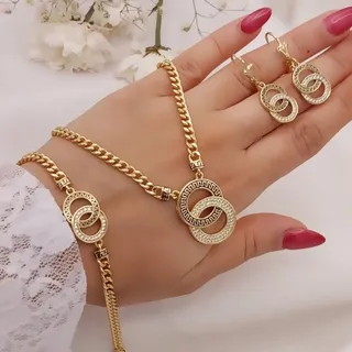 سرویس ورساچ