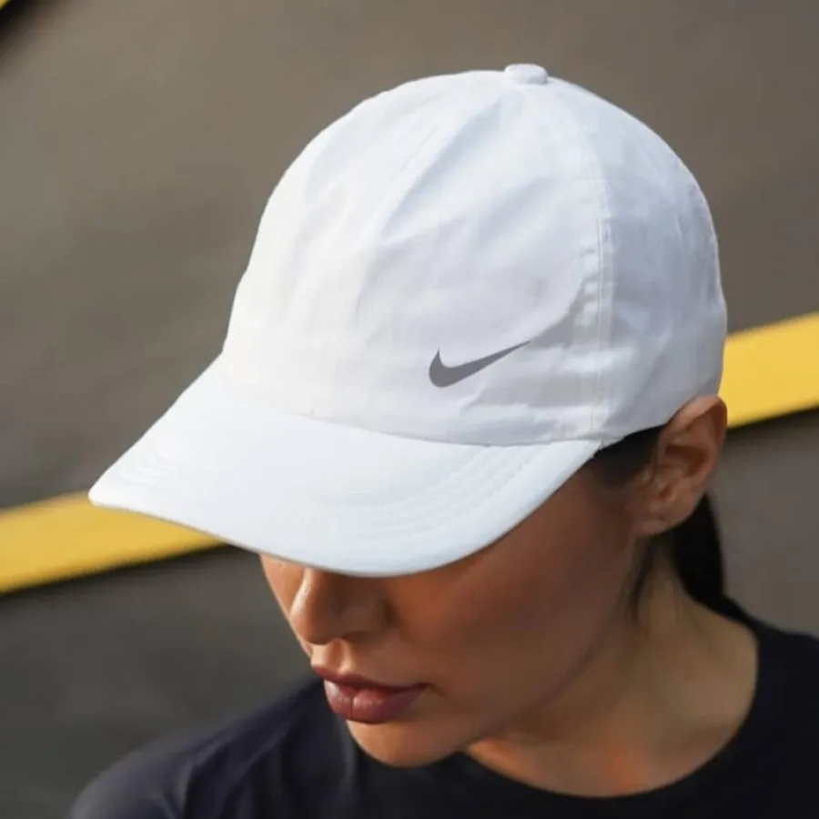 کلاه کپ نایک