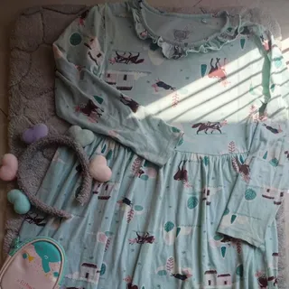 پیراهن دخترانه