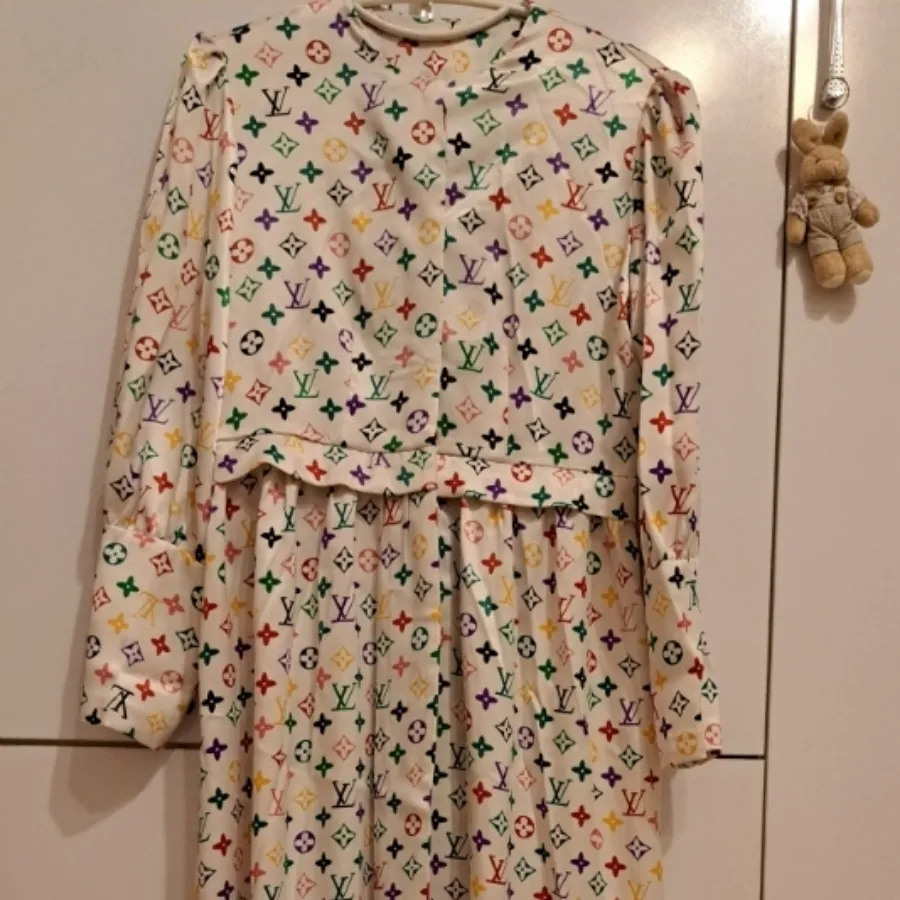 مانتو لویی ویتون