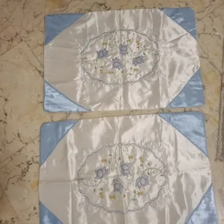 روبالشی ساتن گلدوزی شده