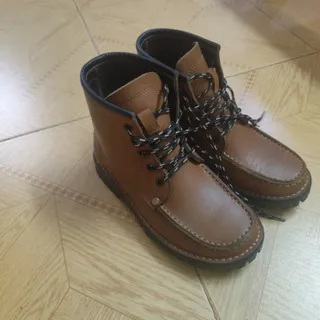 نیم بوت چرم