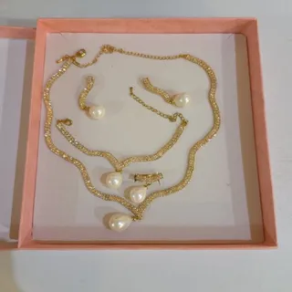 سرویس کاملا زیورآلات