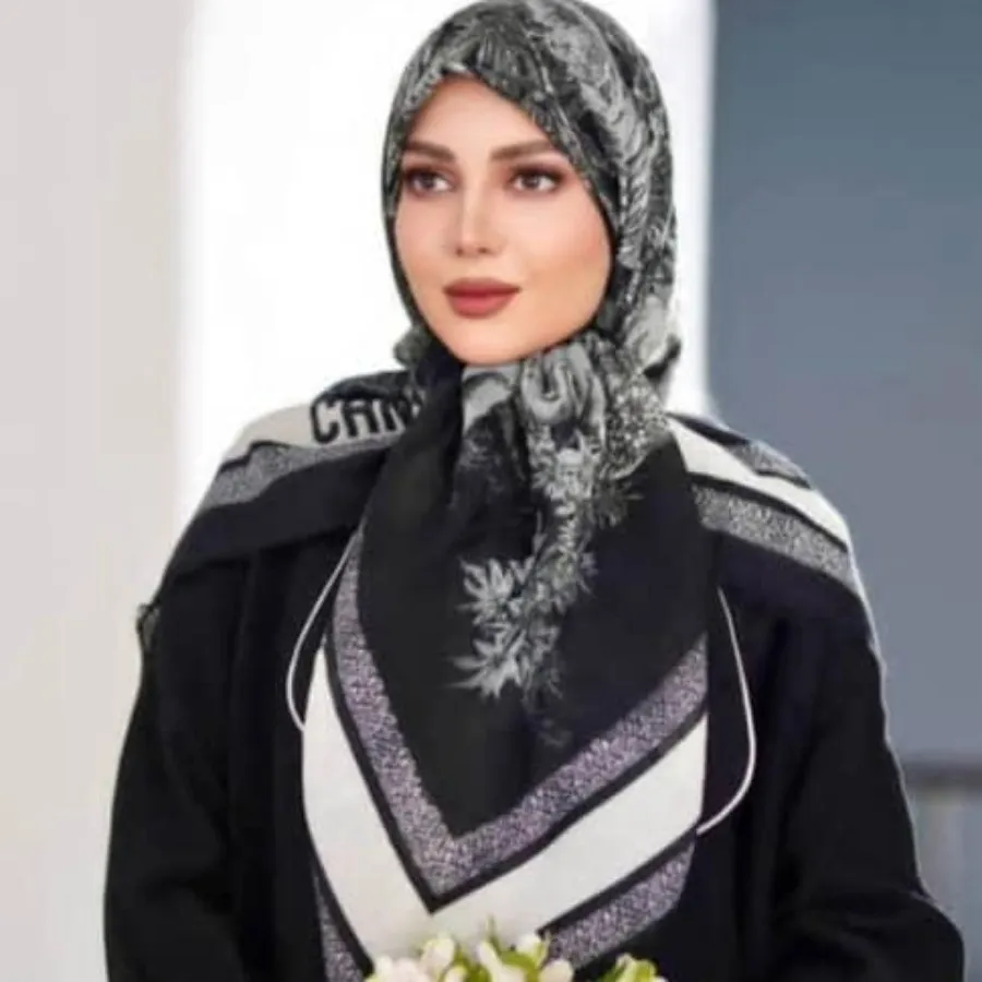 روسری سیااسکارف