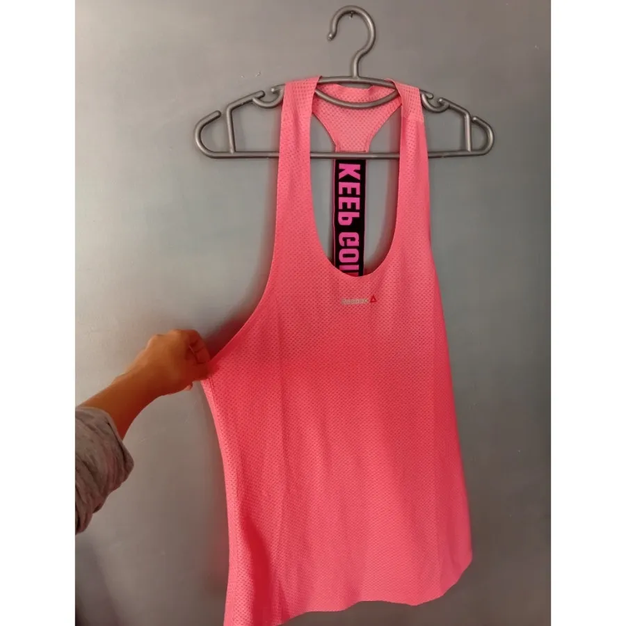 تاپ ورزشی Rebook