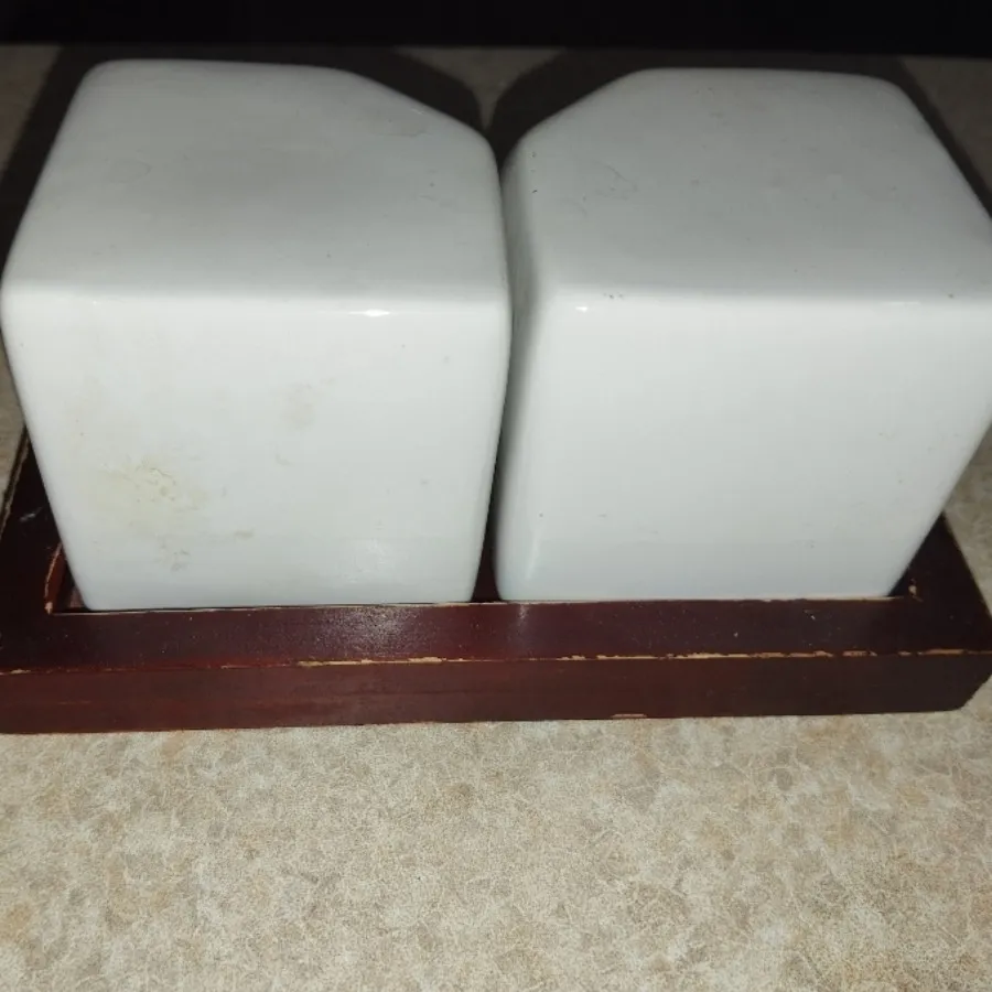 نمک و فلفل دون