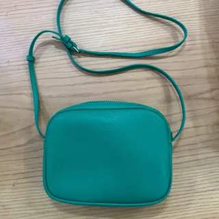 کیف سبز pullandbear