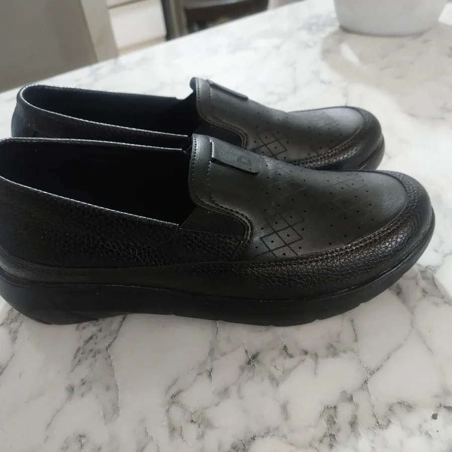 کفش طبی ایرانی