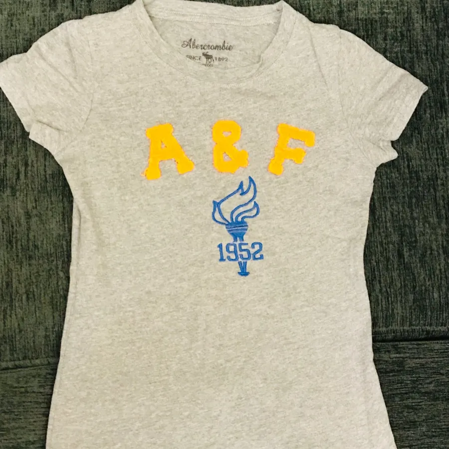 تیشرت اصل abercrombie