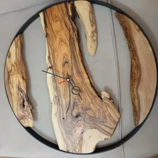 ساعت دیواری