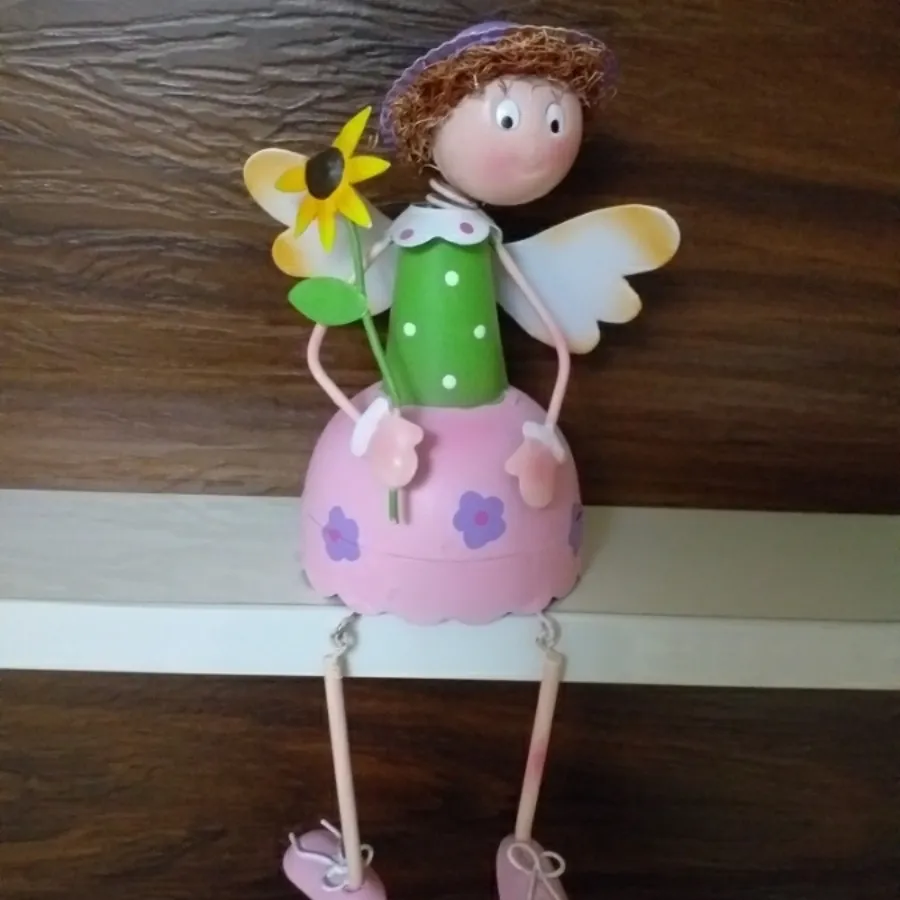 مجسمه فلزی آدمک