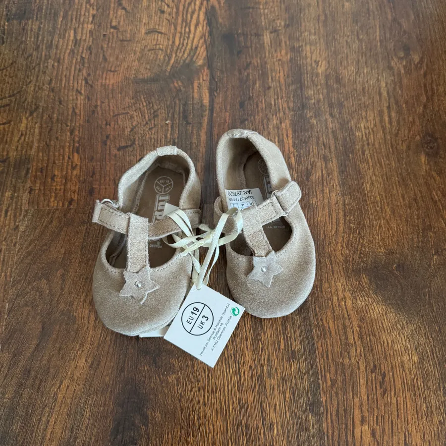 پاپوش دخترانه لوپیلو