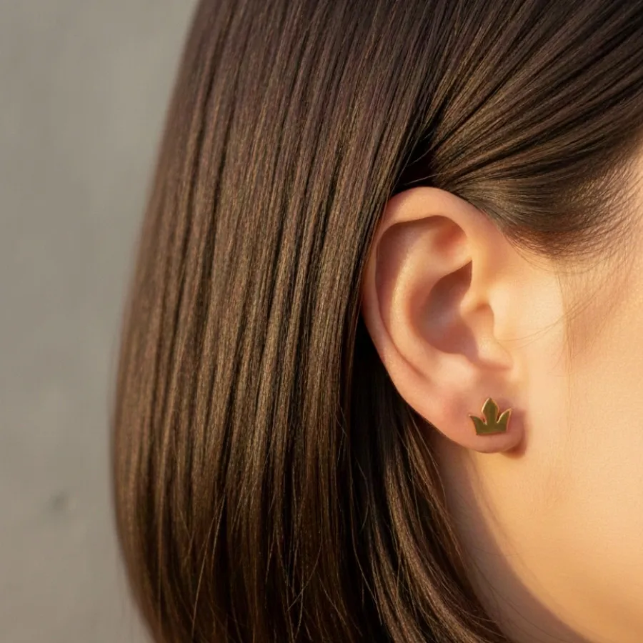 گوشواره میخی