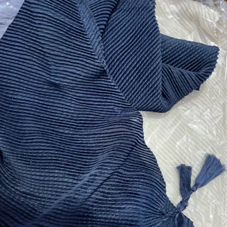 شال پلیسه سرمه ای