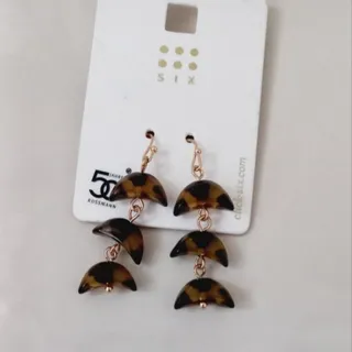 گوشواره جذاب و زیبا